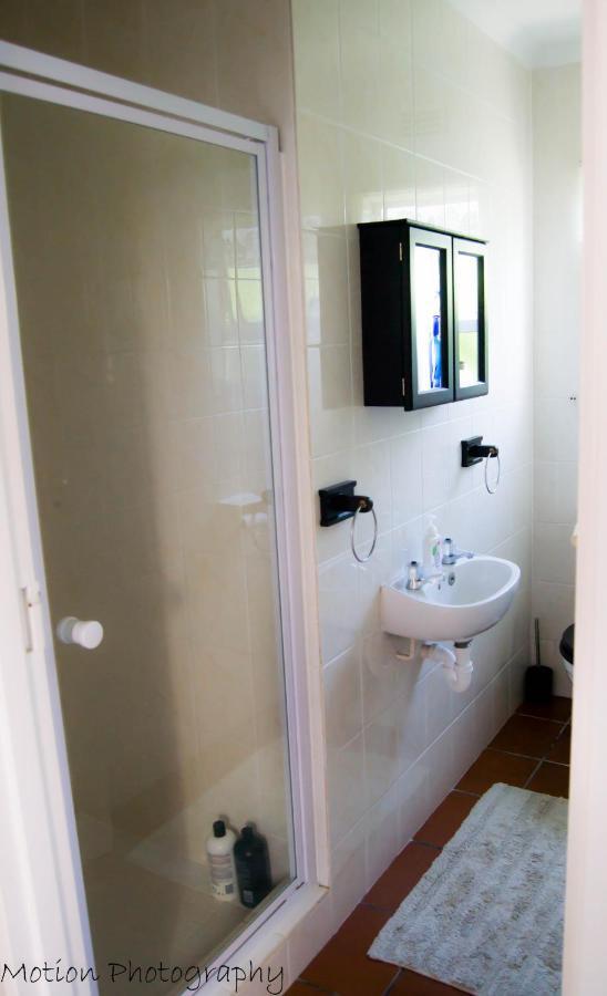 House 10-on-sea * Hermanus